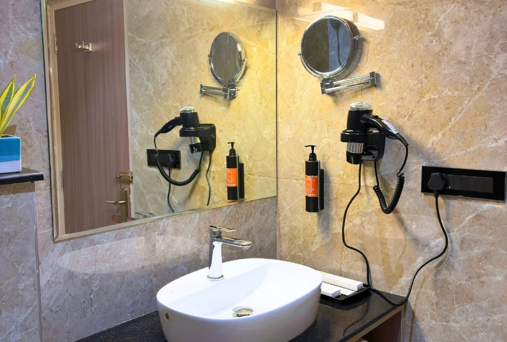 Deluxe Room Bathroom Vanity